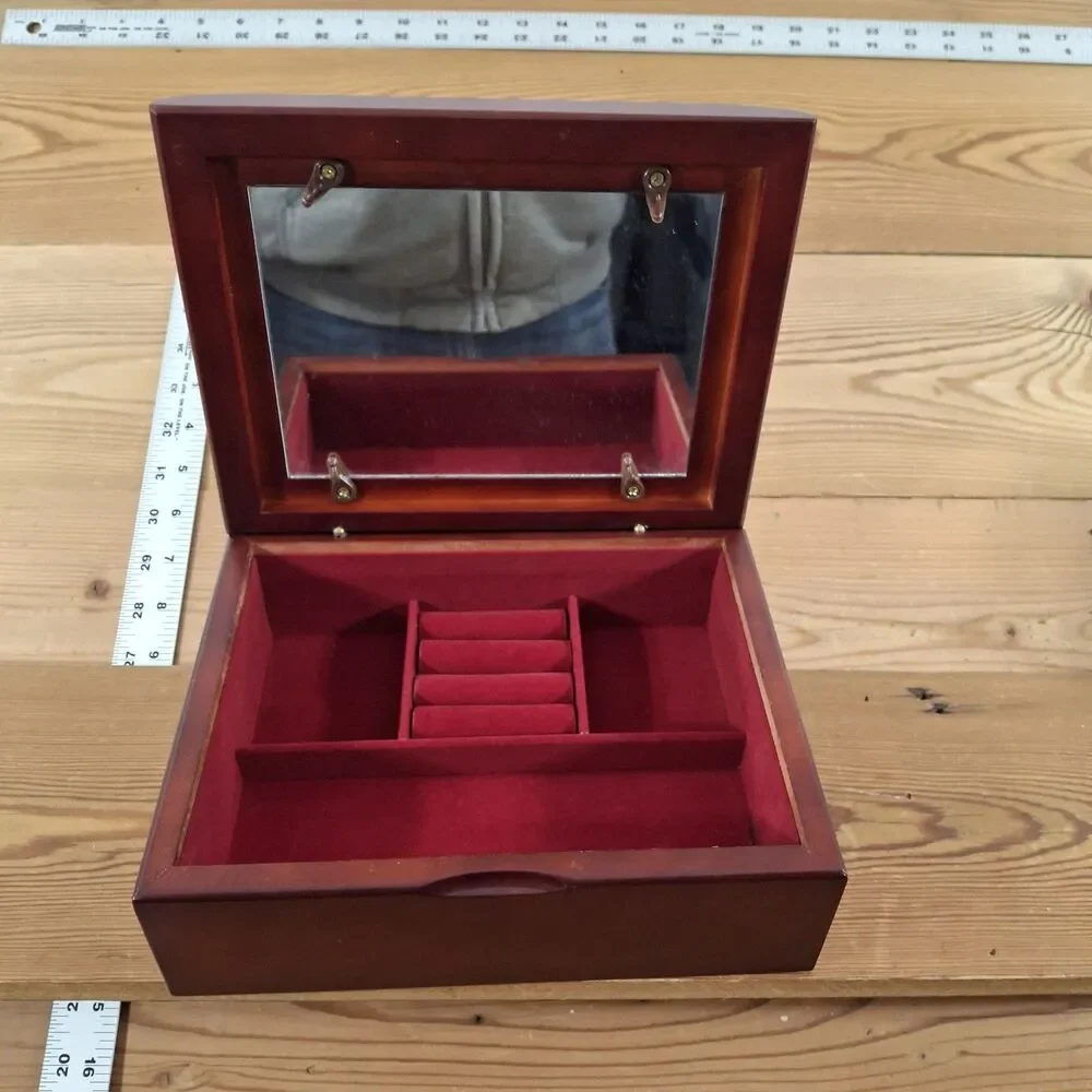 jewelry box